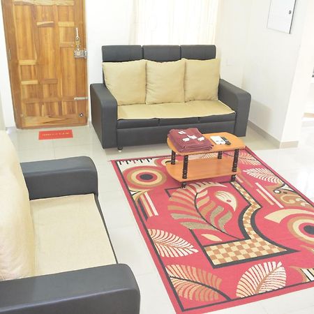 Jp Nivaas Guest House Mayiladuthurai Eksteriør bilde