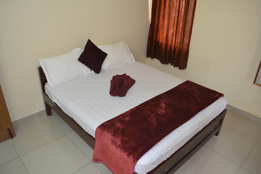 Jp Nivaas Guest House Mayiladuthurai Eksteriør bilde