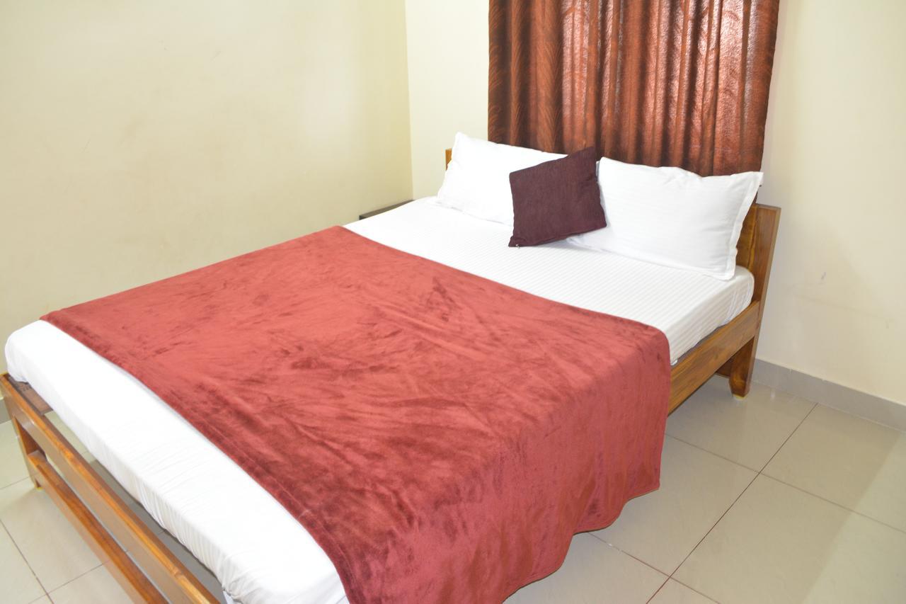 Jp Nivaas Guest House Mayiladuthurai Eksteriør bilde